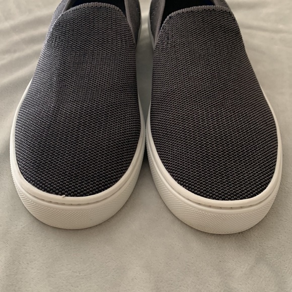 Gray Rothy’s Sneaker Excellent - Picture 4 of 6